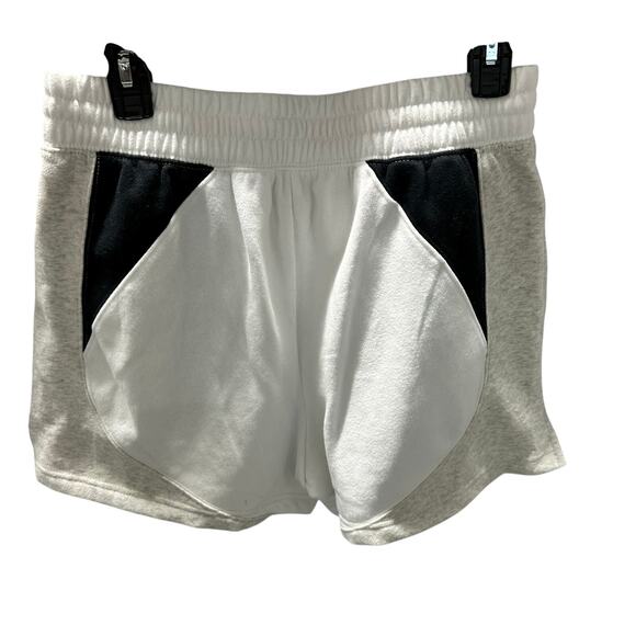 Fabletics Fleece Go-To Sweatshort- Women's Size Medium - Picture 2 of 4